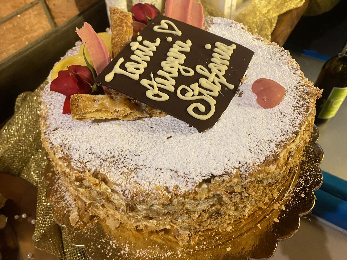 Torta millefoglie con zucchero a velo